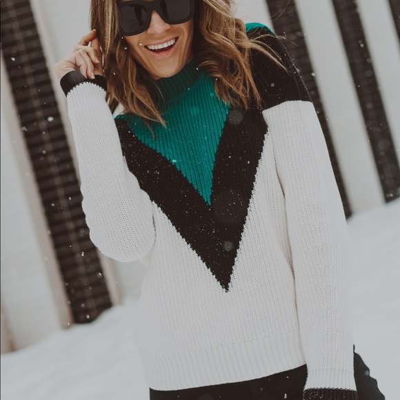 Vici Sweaters - Green Artic V Sweater
